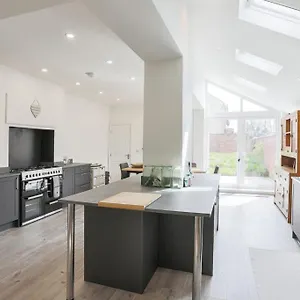 Carr Lane House Homestay York